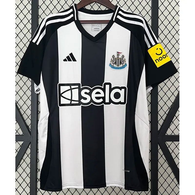 Maillot domicile Newcastle 24-25